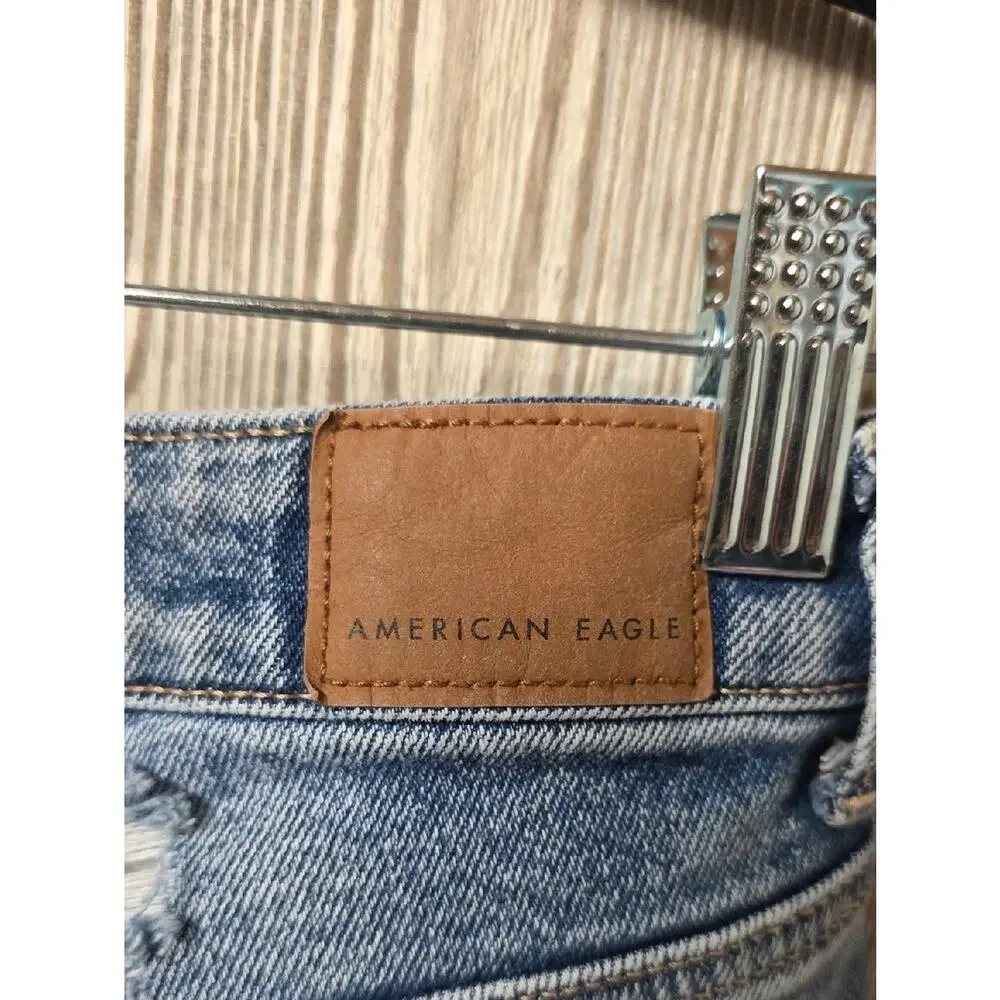 American Eagle Distressed Mom Short Jean Shorts Womens Size 6